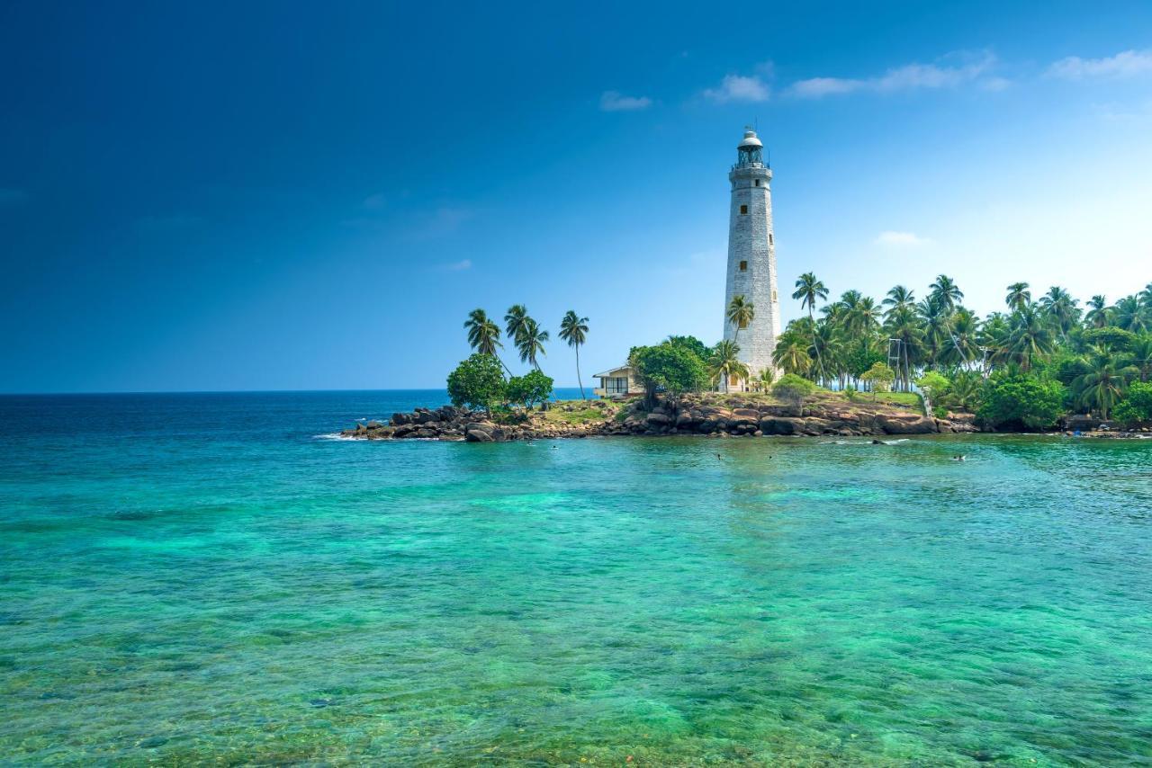 Blue Beach Galle Bagian luar foto